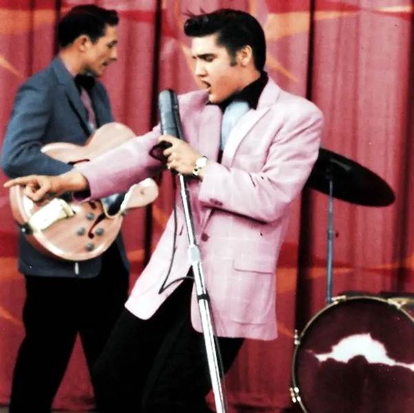 Elvis Presley: Hiện Thân Của “Giấc Mơ Mỹ”, Tỏa Sáng Rực Rỡ Giữa Xã Hội Đầy Biến Động