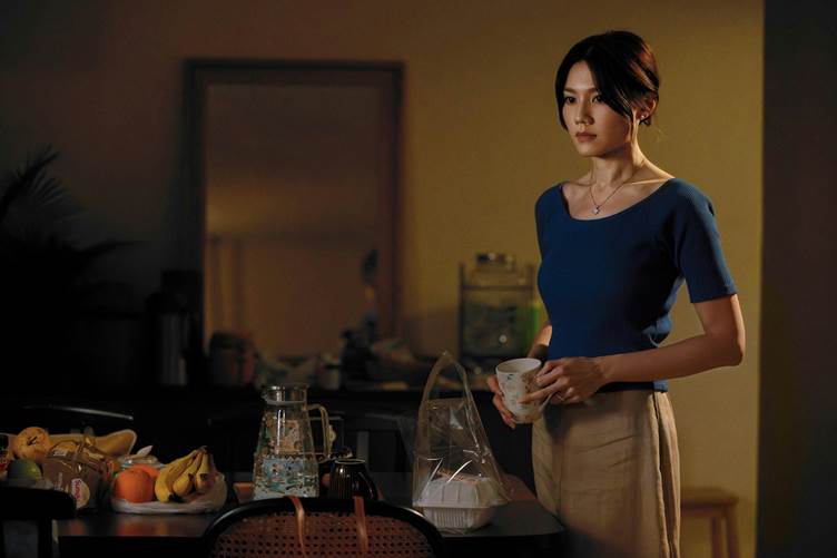 Cổ Thiên Lạc Tái Xuất Màn Ảnh Việt Với Siêu Phẩm Trinh Thám Đậm Chất TVB - Thám Tử Tư: Phía Sau Vết Máu - Ra Rạp Xem Gì