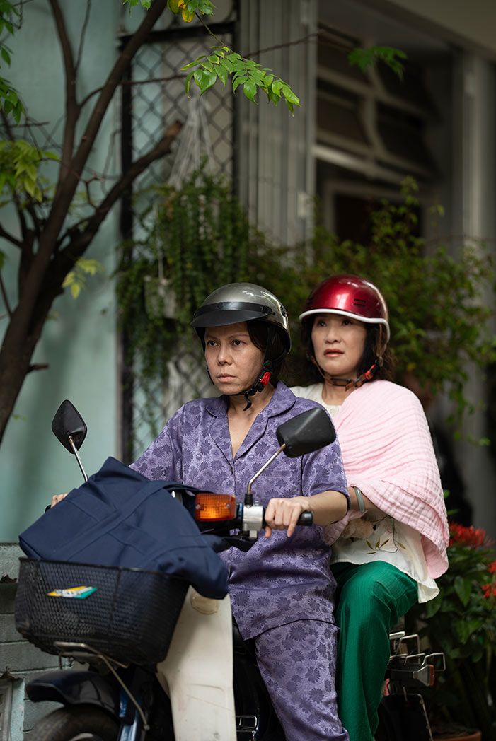 Hết Làm Chị Dâu, Việt Hương Trở Thành Bà Ngoại; Hồng Đào Sau “Mẹ Hạnh” Sẽ Tạo Cơn Sốt Mới? - Ra Rạp Xem Gì