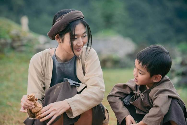 Đồi Hành Xác: Tà Thuyết Đen Trở Lại Và Loạt Phim Kinh Dị Khai Thác Văn Hóa Miền Bắc - Ra Rạp Xem Gì